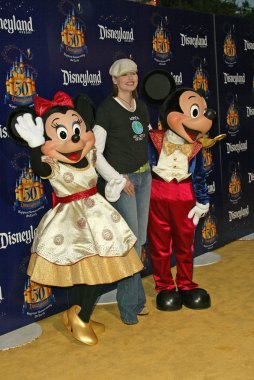 Disneyland'ın 50'nci yıldönümü 