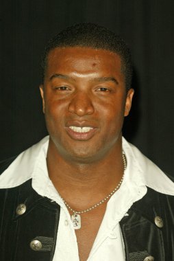 Roger cross r.
