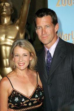 James denton ve eşi erin
