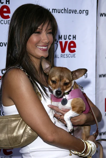 Kelly Hu a Much Love Animal Rescues quarta annuale Celebrity Comedy Benefit. Laugh Factory, Los Angeles, CA. 08-10-05 — Foto Stock