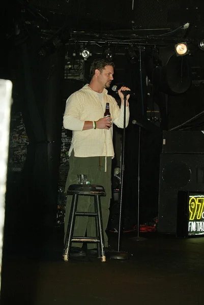 KC armstrong adlı komedi - katiller karşılamak 97.1 fm tarafından barındırılan geciktirir konuşmak, key club, west hollywood, ca 08-27-05