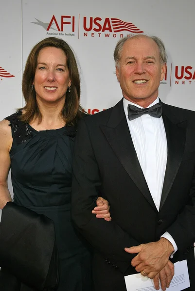 Kathleen Kennedy y Frank Marshall en el 33º Premio de Logro de la Vida AFI en honor a George Lucas, Kodak Theater, Hollywood, CA 06-09-05 — Foto de Stock