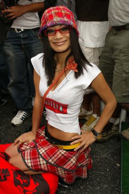 Bai ling ve eetflix star wars hayranları için dvd Rölyef teslim