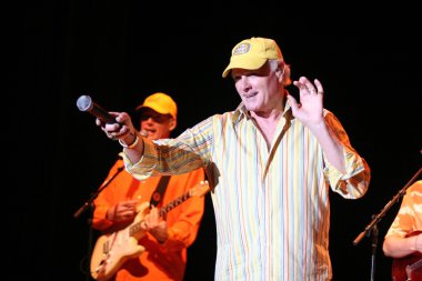 katrina yardım konseri k-dünya ve klsx tarafından barındırılan