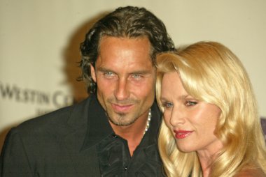 12 yıllık yarış MS silmek için