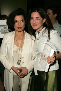 Bianca Jagger, Jennifer Lehr