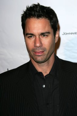 Raffles l'ermitage yıldönümü ve emmy parti tekme