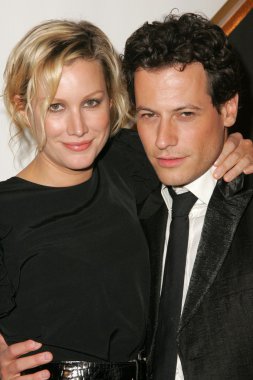 Alice evans ve Ioan gruffudd, üçüncü yıllık entertainment weekly pre-emmy partide. Cabana kulübü, hollywood, ca. 09-17-05