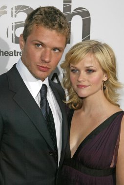 Ryan phillippe ve reese witherspoon