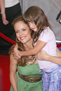 Kelly preston gök yüksek, el capitan, hollywood, ca 07-24-05 dünya galasında