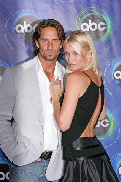 Abc 2005 Sommerpressetour All-Star-Party — Stockfoto