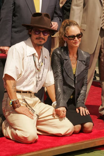 Vanessa paradis med johnny depp — Stockfoto