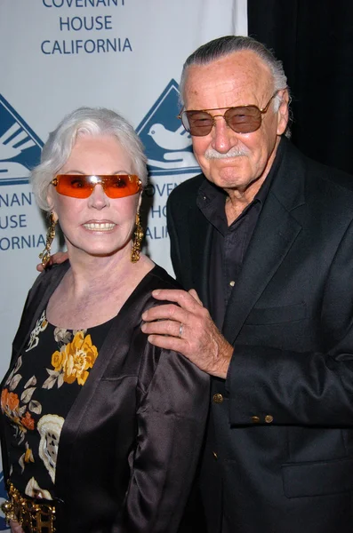 Stan lee ve joan lee — Stok fotoğraf