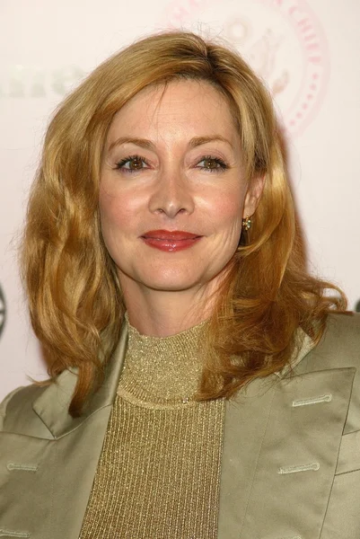 Sharon lawrence