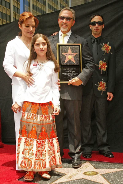 Emilio Estefan homenageado com uma estrela na Calçada da Fama de Hollywood — Fotografia de Stock