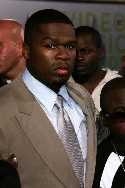 50 Cent arriving at the 2005 MTV Video Music Awards. American Airlines Arena, Miami, FL. 08-28-05. — Stock Photo, Image