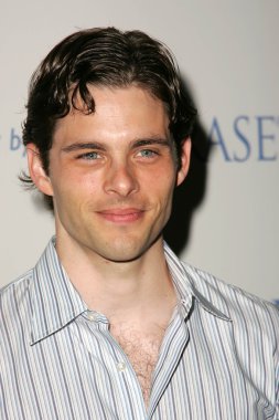 Courteney cox ana bilgisayarlar bağış için ebmrf