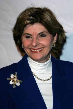 Raffles l'ermitage yıldönümü ve emmy parti tekme