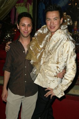 Kasırga Rölyef kokteyl parti Cindy margolis tarafından barındırılan