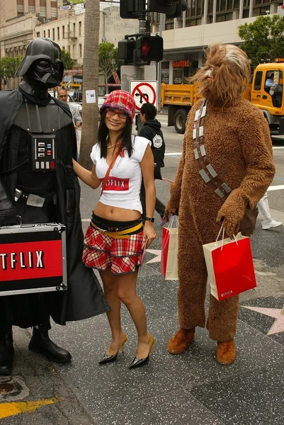 Bai ling ve eetflix star wars hayranları için dvd Rölyef teslim