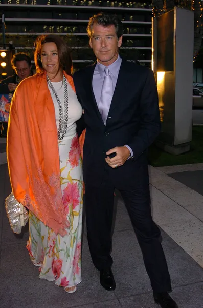 Pierce brosnan ve keely shaye smith