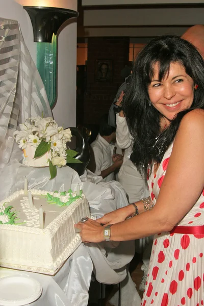 Maria Conchita Alonsos überraschende Geburtstagsparty — Stockfoto