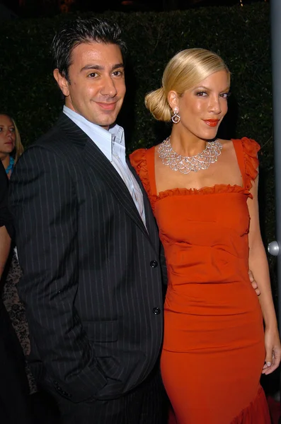 Tori Spelling e Charlie Shanian — Foto Stock