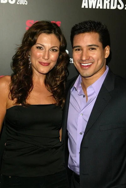 Mario Lopez et son ami aux 1ers Annual Stuff Style Awards — Photo