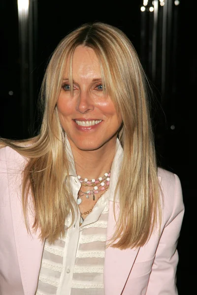 Alana Stewart en la fiesta celebrando el lanzamiento de Ill-Equipped for a Life of Sex. Phyllis Morris Showroom, West Hollywood, CA. 09-06-05 — Foto de Stock