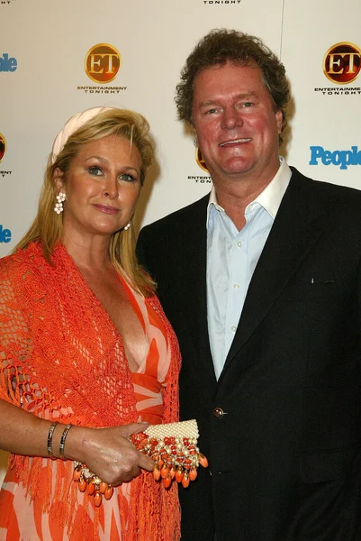 Kathy Hilton and Rick Hilton At the Entertainment Tonight Emmy Party Sponsored by Magazine, The Mondrian Hotel, West Hollywood, CA 09-18-05 — Stock Photo, Image
