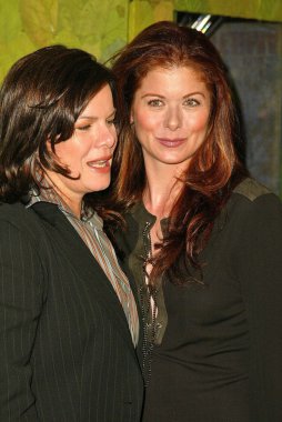 işlenmemiş elmas tarafından sunulan stil dergisi 2005