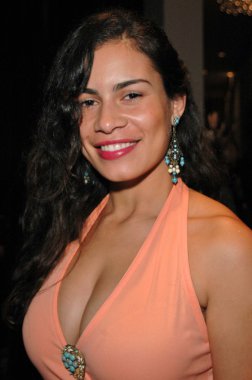 34 yıllık nosotros altın kartal Ödülleri