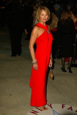 ellen Barkin'in