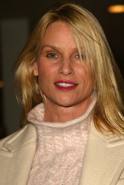 marni butik featuring consuelo castiglioni açma