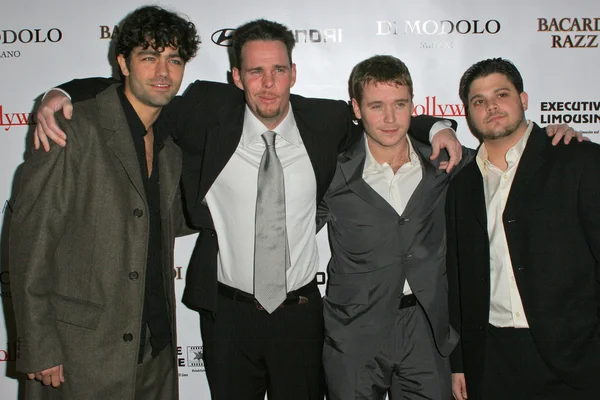 Adrian Grenier, Kevin Dillon, Kevin Connolly and Jerry Ferrara at Movielines Hollywood Life 2004 Breakthrough Awards at the Henry Fonda Music Box Theater, Hollywood, CA. 12-12-04 — Stock Photo, Image