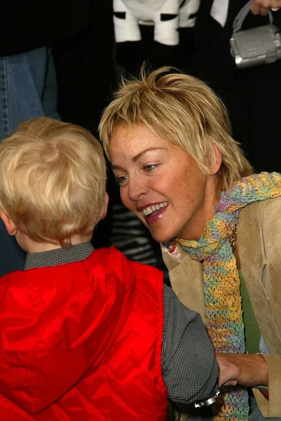 Sharon Stone e il figlio Roan — Foto Stock