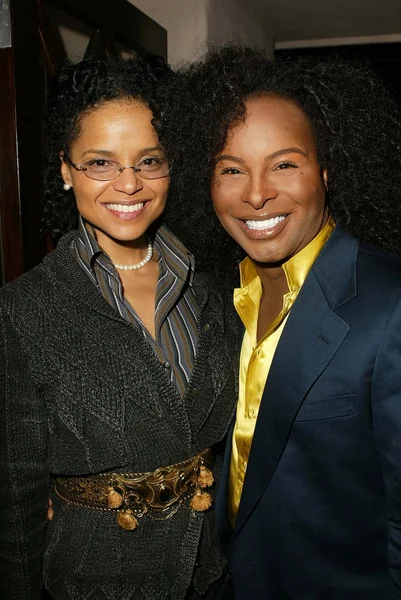 Victoria Rowell y Damone Roberts —  Fotos de Stock