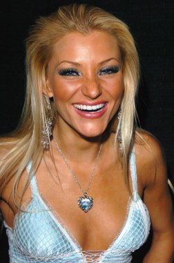 iç çamaşırı kase 2005 parti kick-off