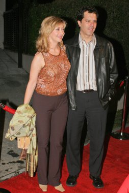 Sharon lawrence ve kocası tom
