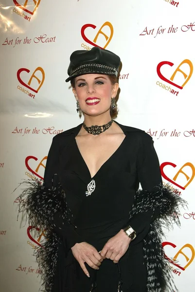 Kat Kramer di First Annual Coach Art Gala Event Art for the Heart, Christies, Beverly Hills, CA 11-04-04 — Stok Foto