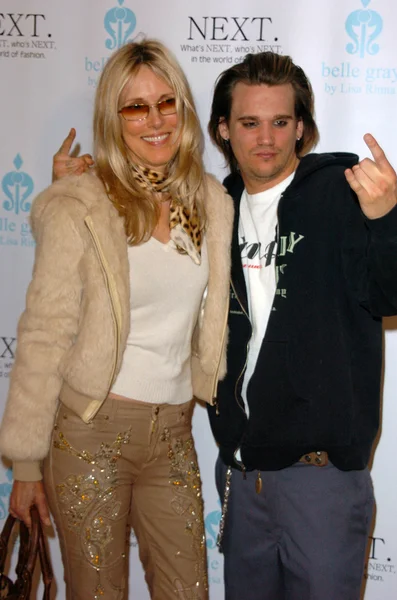 Alana stewart und sean stewart bei den nächsten strahlern designer, mondrian hotel, west hollywood, ca 02-20-05 — Stockfoto