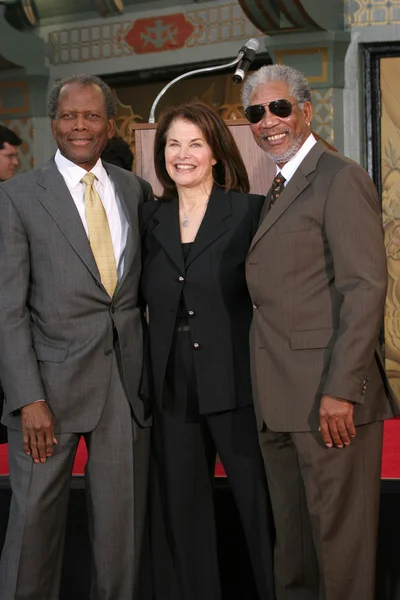 Sidney poitier, sherry lansing ve morgan freeman — Stok fotoğraf