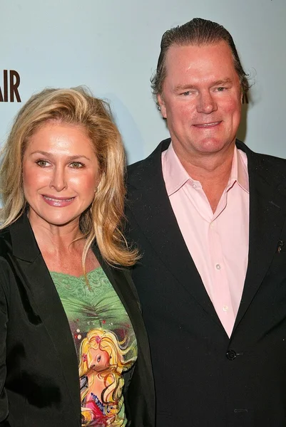 Kathy and Rick Hilton at an Evening of Glamour and Style Celebrating the Launch of Marciano hosted by Vanity Fair, Dolce, Los Angeles, CA 10-19-04 — Stock Photo, Image
