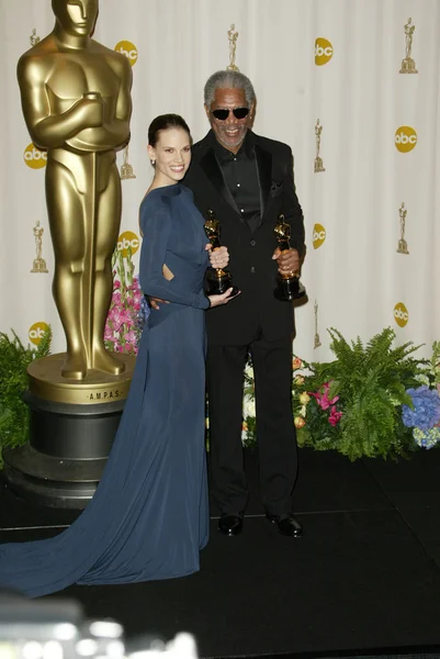 Hilary Swank and Morgan Freeman — Stock Photo, Image