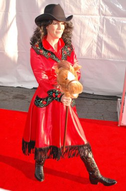 2004 halloween hayal ediyorum.