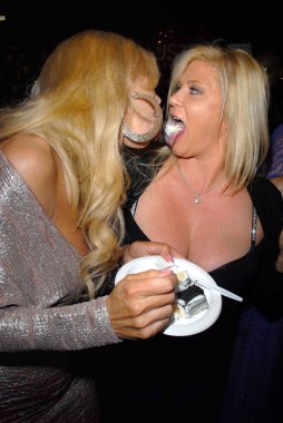 Amber Lynn, Ginger Lynn