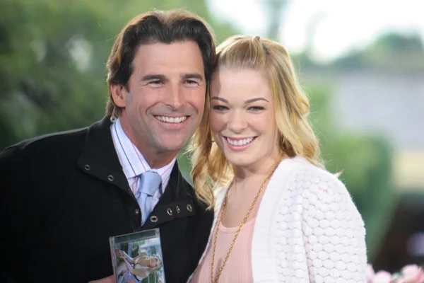 Steve Santagati e LeAnn Rimes — Foto Stock