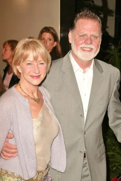 Taylor Hackford e Helen Mirren — Foto Stock