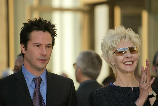 Keanu Reeves e Patric Taylor a Reeves induzione nella Hollywood Walk of Fame, Hollywood, CA, 01-31-05 — Foto Stock