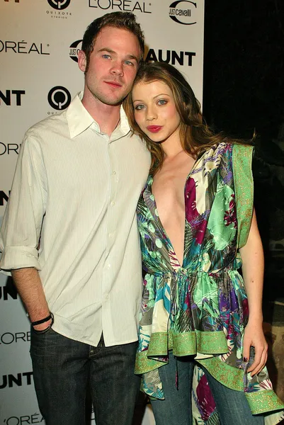Shawn Ashmore and Michelle Trachtenberg — Stock Photo, Image